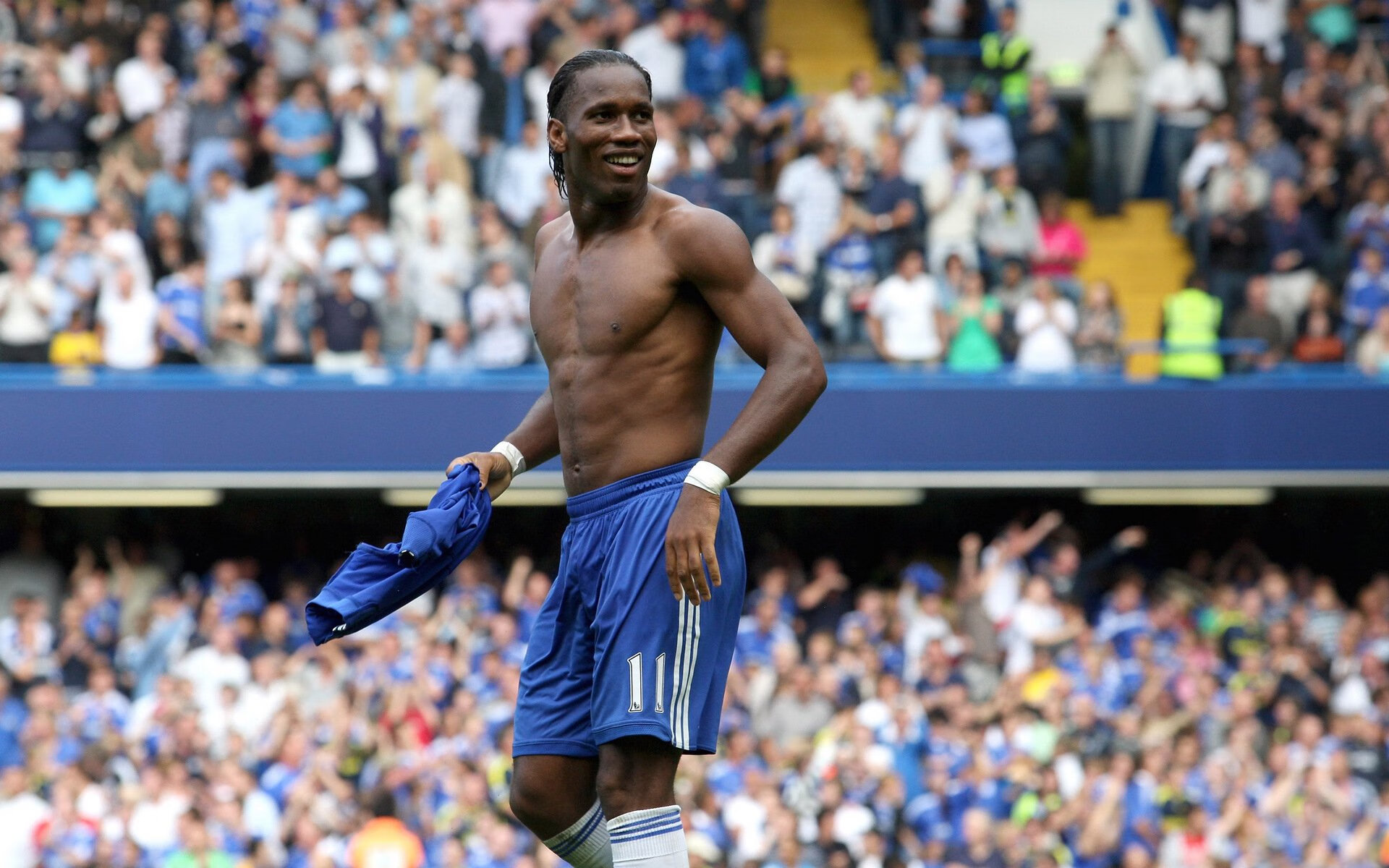 宿敌的齿轮，当活塞铁血咬住鹈鹕翅膀，霍勒迪在夹缝中雕刻不朽